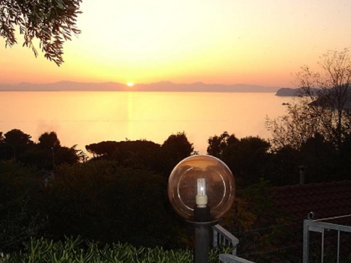 Fewo Sole E Azzurro Capoliveri  Buitenkant foto